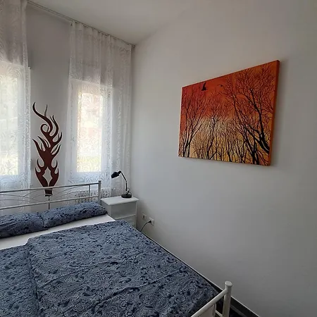 Πανδοχείο Dell Arte 'alberi' *